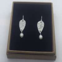Nature Tears Earrings thumbnail