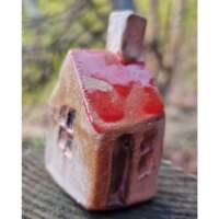Tiny Red Roofed Bothy thumbnail