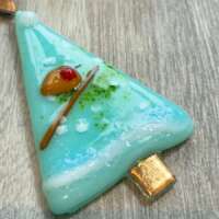 Fused Glass Tree Decoration with Little Robin in Snow thumbnail