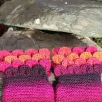 Sunset Crochet Fingerless Gloves thumbnail