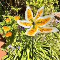 Fused Glass Tiger Lily Garden Stake thumbnail
