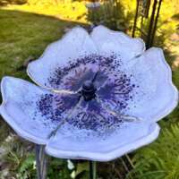 Fused Glass White Poppy Garden Stake thumbnail