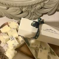 Wild Highland Bramble Wax Melts thumbnail